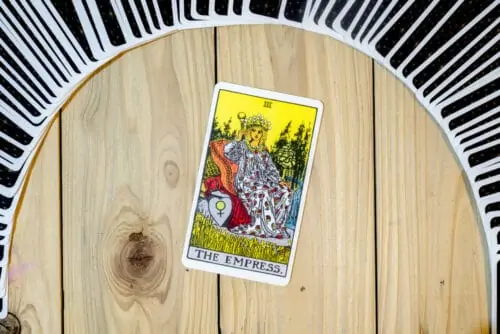 Deck of Tarot cards ; THE EMPRESS .