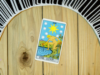 Deck of Tarot cards ; THE STAR .