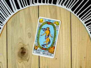 the world tarot card upright